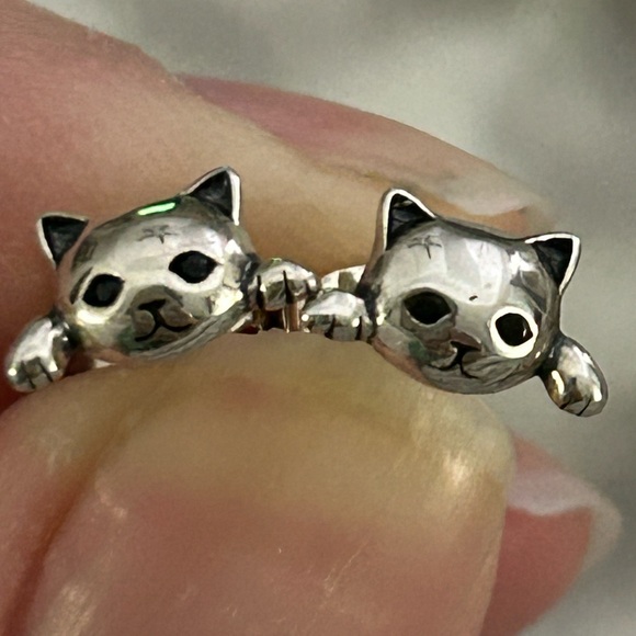 Sterling Silver Cat Head Stud Earrings - Picture 1 of 4